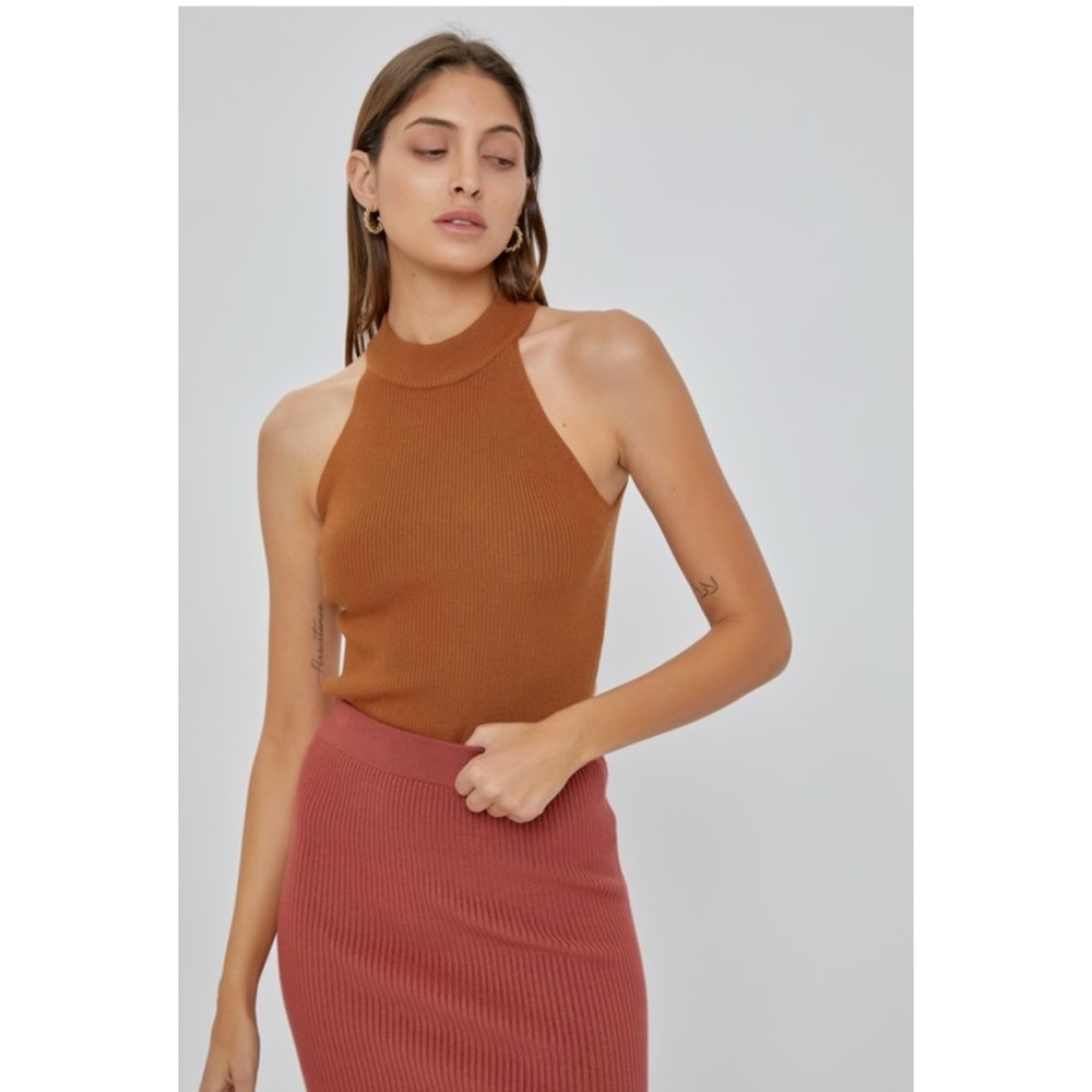 NWOT Soft Ribbed Halter Tank Top in Camel Sz LM/L